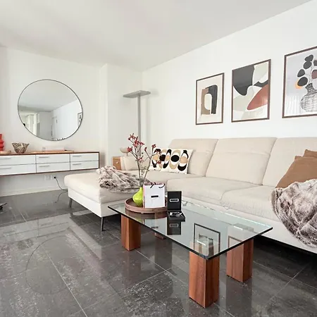 Center Park Apartment